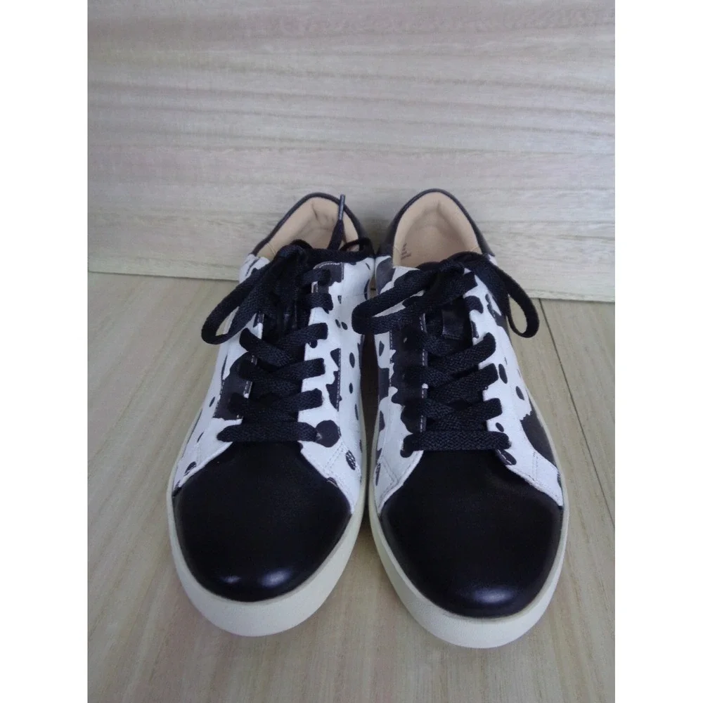 Journee Collection‎ Erica Comfort Womens Sneakers Cowhide Print Womens 6.5 Wide